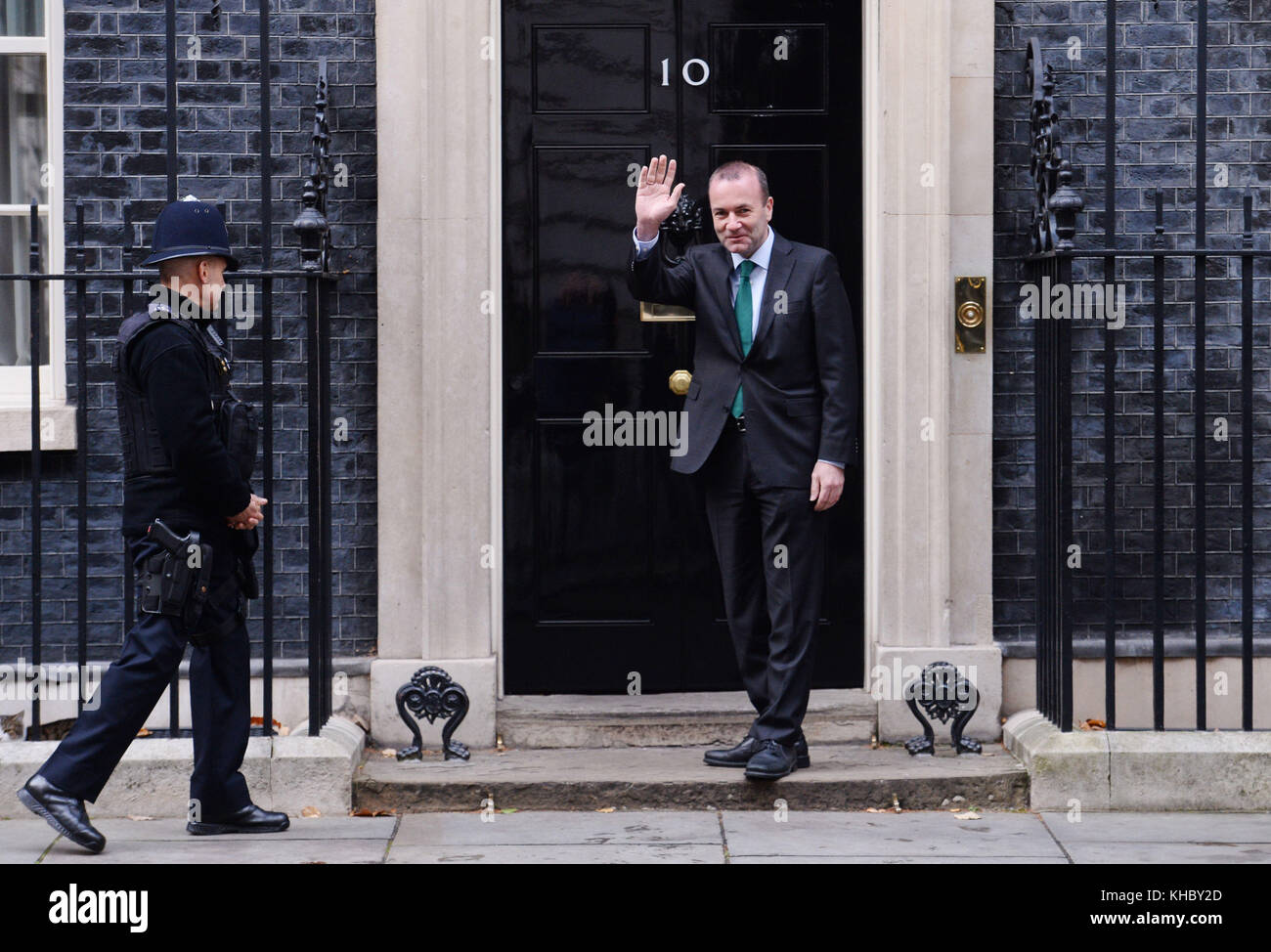 Manfred Weber, Vorsitzender der EVP-Fraktion, kommt vor Gesprächen mit Premierministerin Theresa May in der Downing Street 10 an. Stockfoto