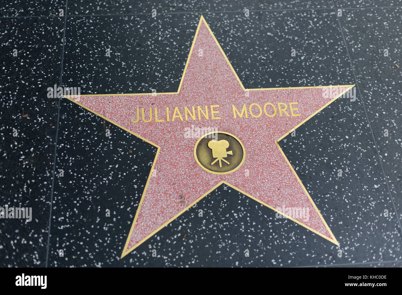 HOLLYWOOD, CA - DEZEMBER 06: Julianne Moore Star auf dem Hollywood Walk of Fame in Hollywood, Kalifornien am Dez. Stockfoto