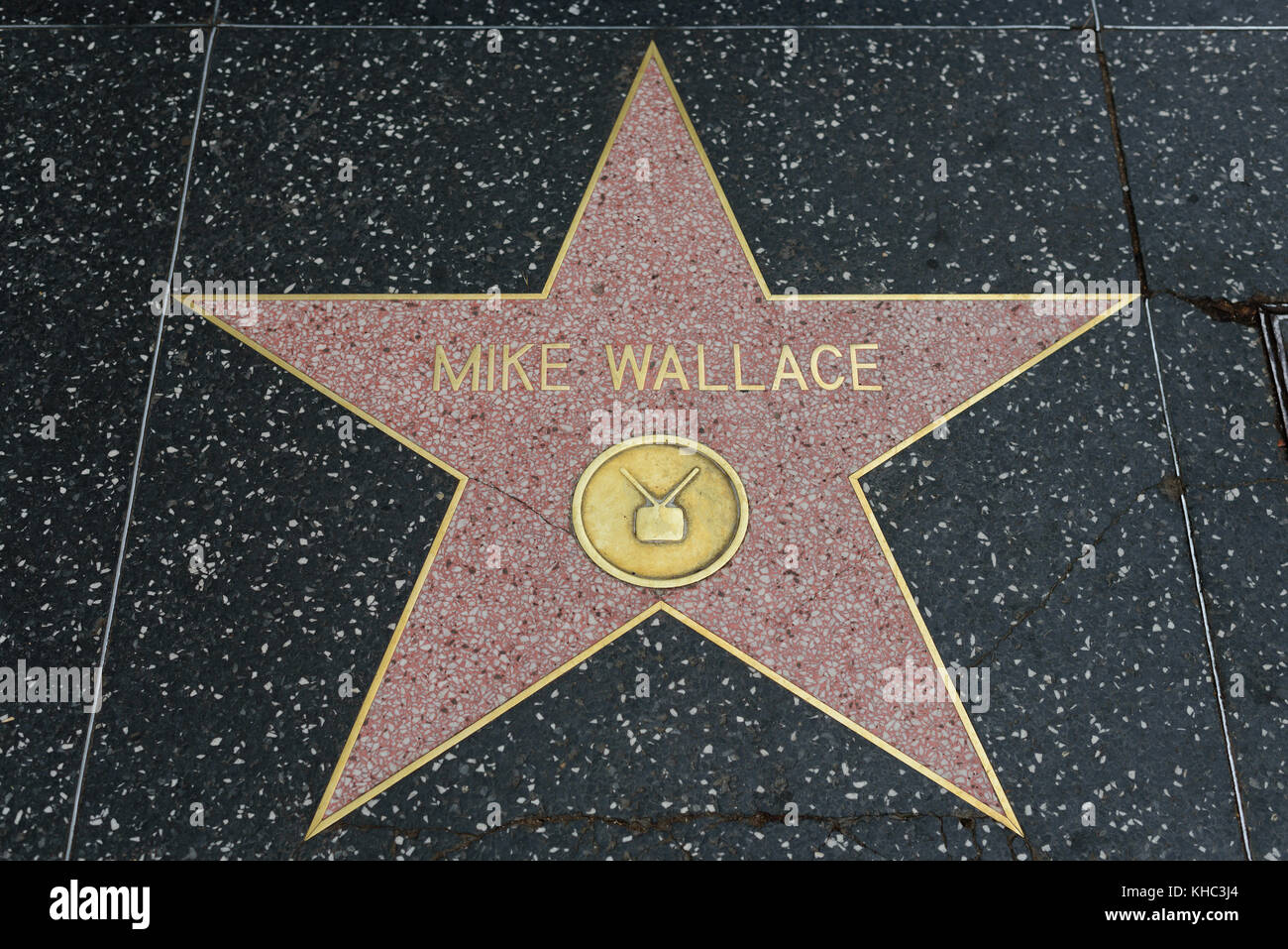 HOLLYWOOD, CA - DEZEMBER 06: Mike Wallace Star auf dem Hollywood Walk of Fame in Hollywood, Kalifornien am 6. Dezember 2016. Stockfoto