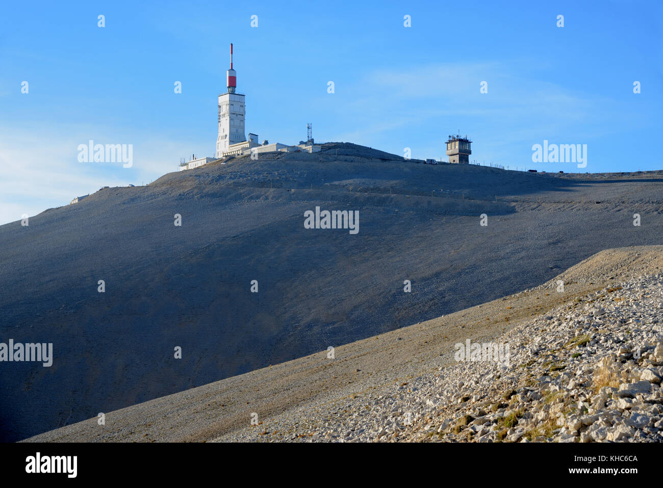 Die kargen östlichen Hänge und Gipfel oder Gipfel des Mont Ventoux, der 'Riese der Provence', Vaucluse, Provence, Frankreich Stockfoto