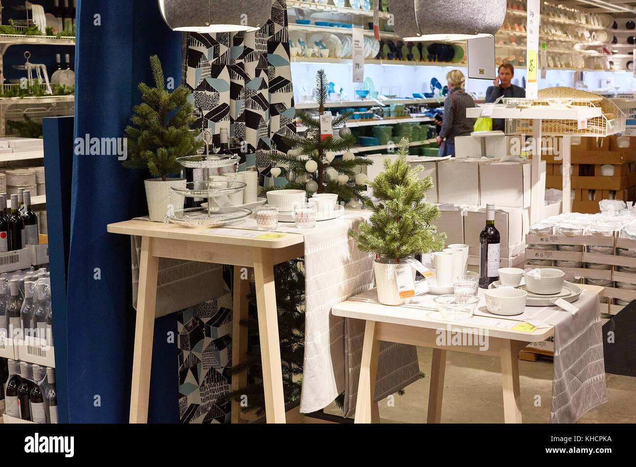 Samara Russland November 15 2017 Weihnachten Dekoration Im Ikea Stockfotografie Alamy