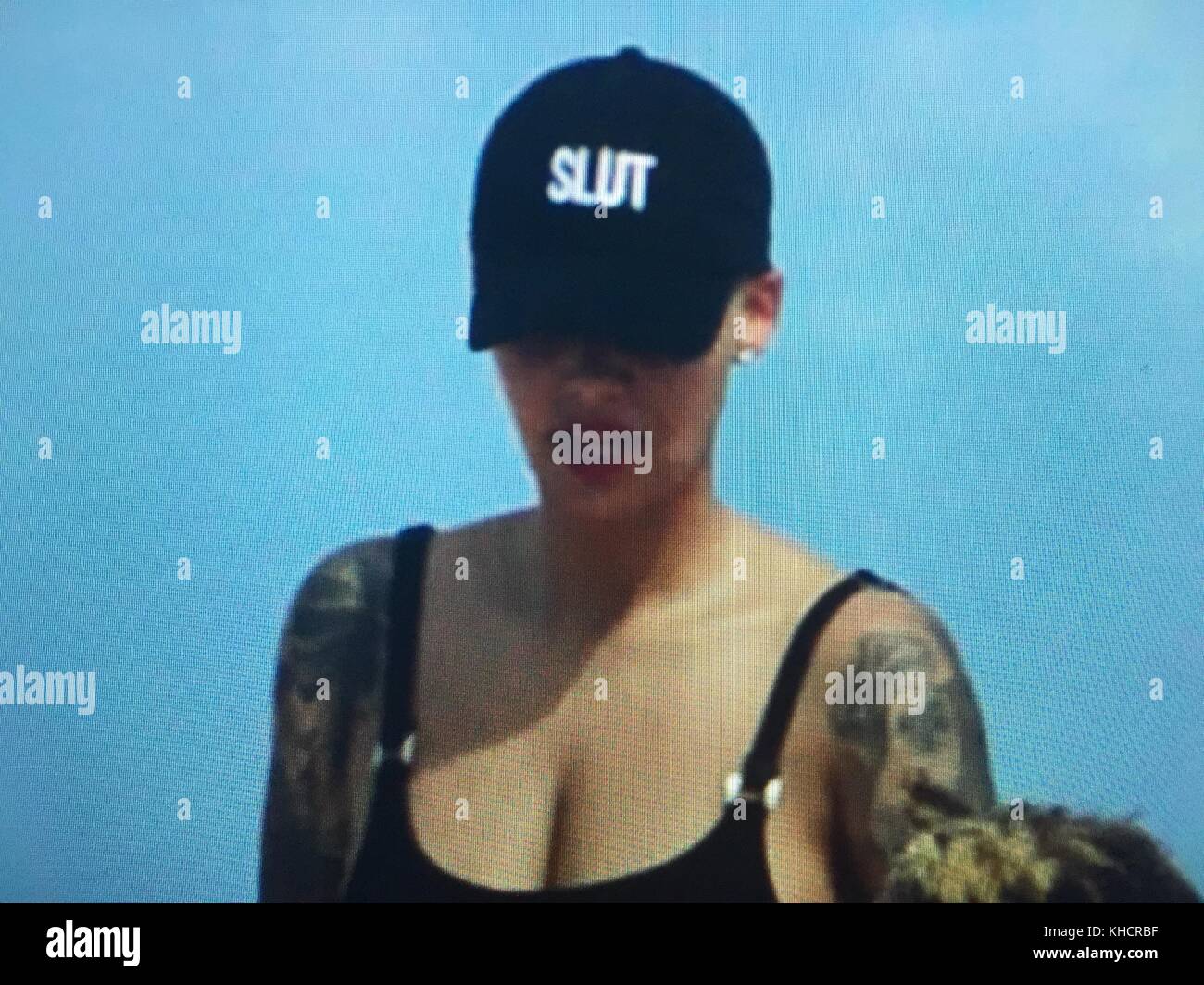 MIAMI BEACH - AUGUST 18: Amber Rose am Strand am 18. August 2017 in Miami, Florida Menschen: Amber Rose Transmission Ref: FLXX Stockfoto