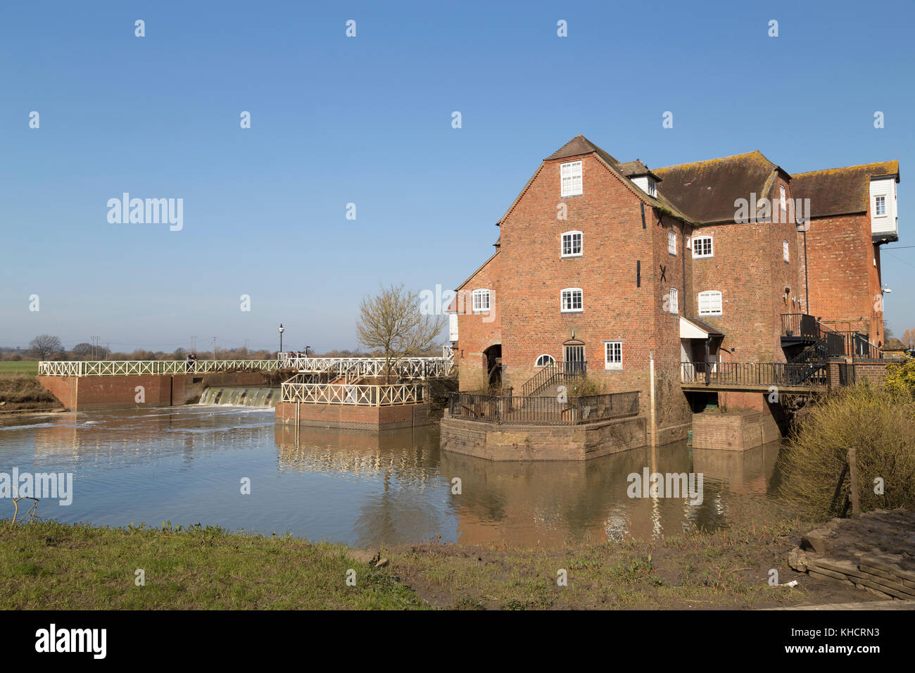 Tewkesbury, UK, Wehr und Abtei Mühle. Stockfoto