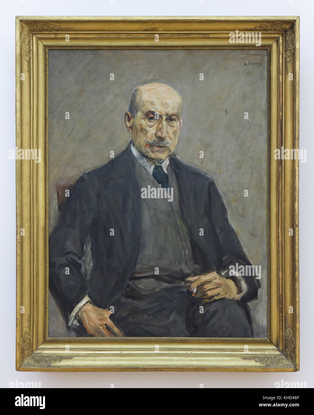 Malerei "Self Portrait in Anzug" (1929) von Deutschen impressionistischen Maler Max Liebermann im Museum der bildenden Künste (Museum der schönen Künste) in Leipzig, Sachsen, Deutschland. Stockfoto