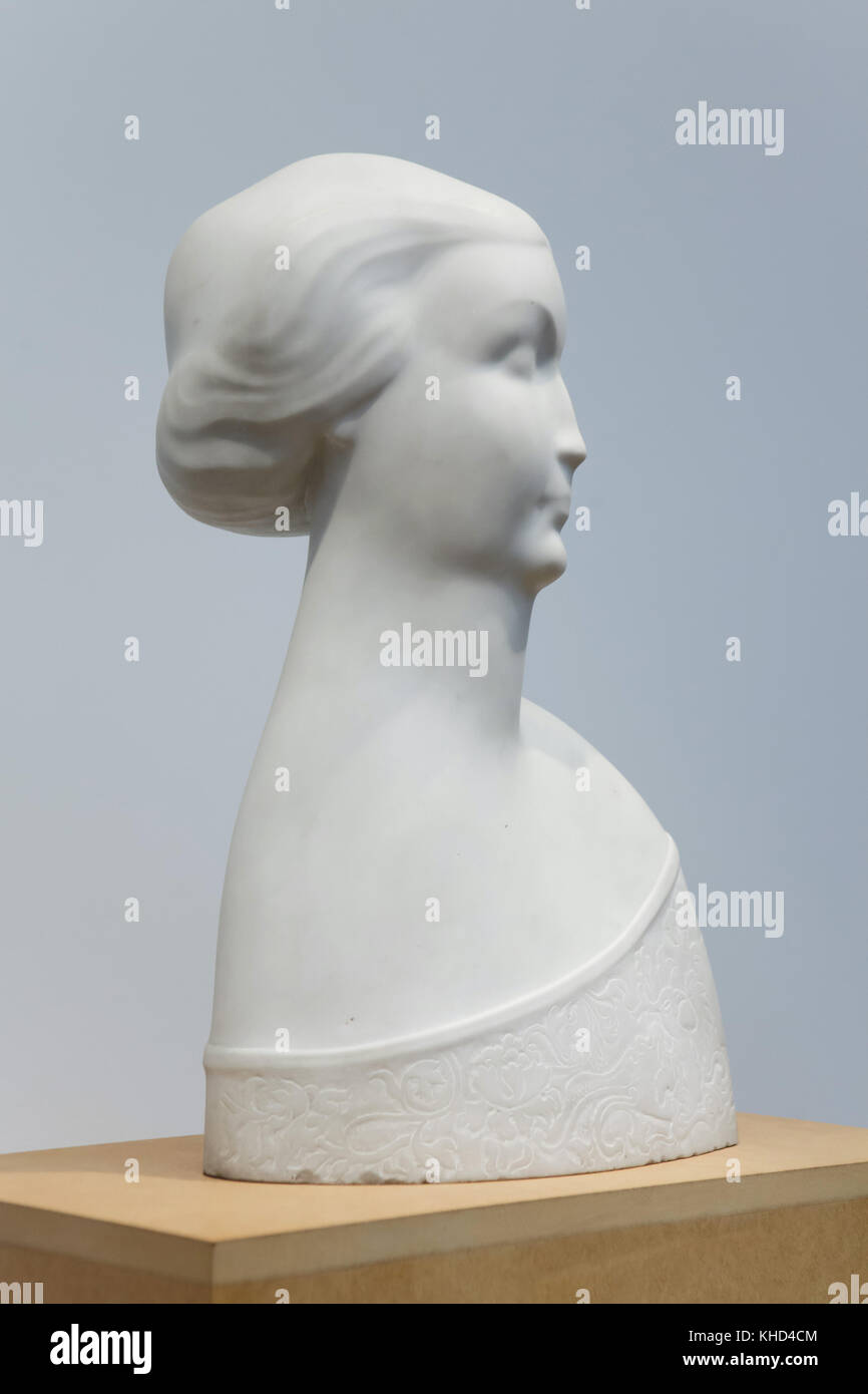 Marmorbüste "Die Frau des Künstlers" (1922) von ukrainischen US-amerikanischer Bildhauer Alexander Archipenko im Museum der bildenden Künste (Museum der schönen Künste) in Leipzig, Sachsen, Deutschland. Stockfoto