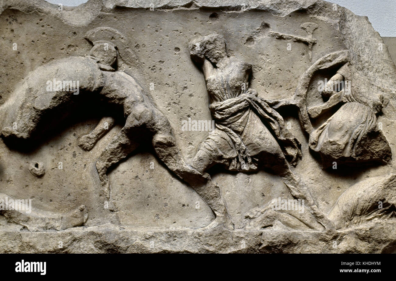 Mausoleum von Halikarnassos. 4. Jahrhundert v. Chr. detail. amazonomachy. Erleichterung. Fries um oben auf dem Treppchen. von Bodrum, Türkei. Stockfoto