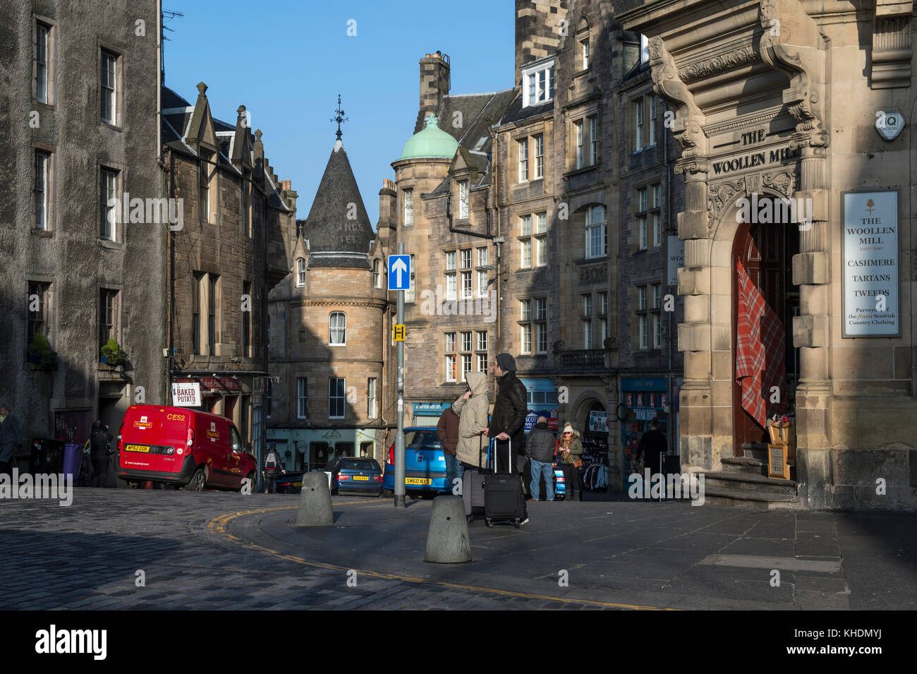 Vereinigtes Königreich, Schottland, Edinburgh, Gebäude entlang der Royal Mile. Stockfoto