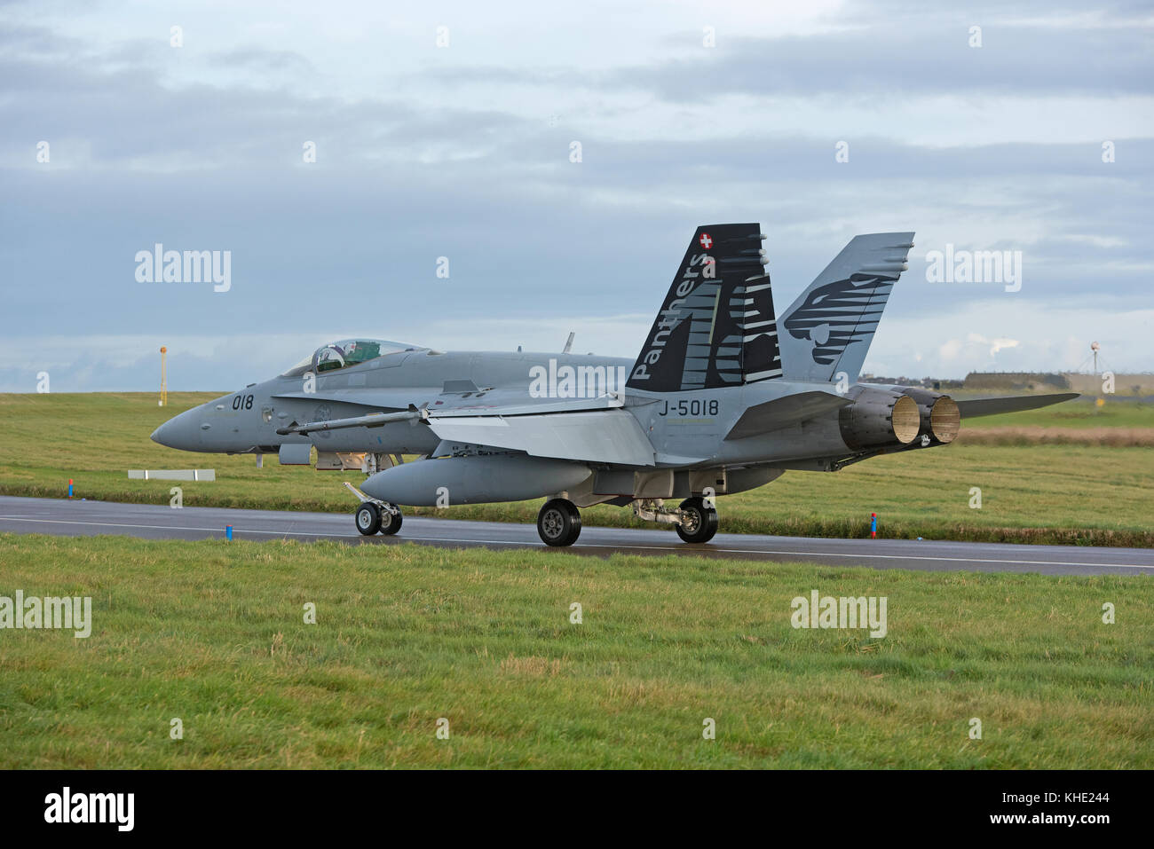 Swiss Air Force F/A 18 C Hornissen zu RAF Lossiemouth, Schottland für vier Wochen im November 2017 bereitgestellt. Stockfoto