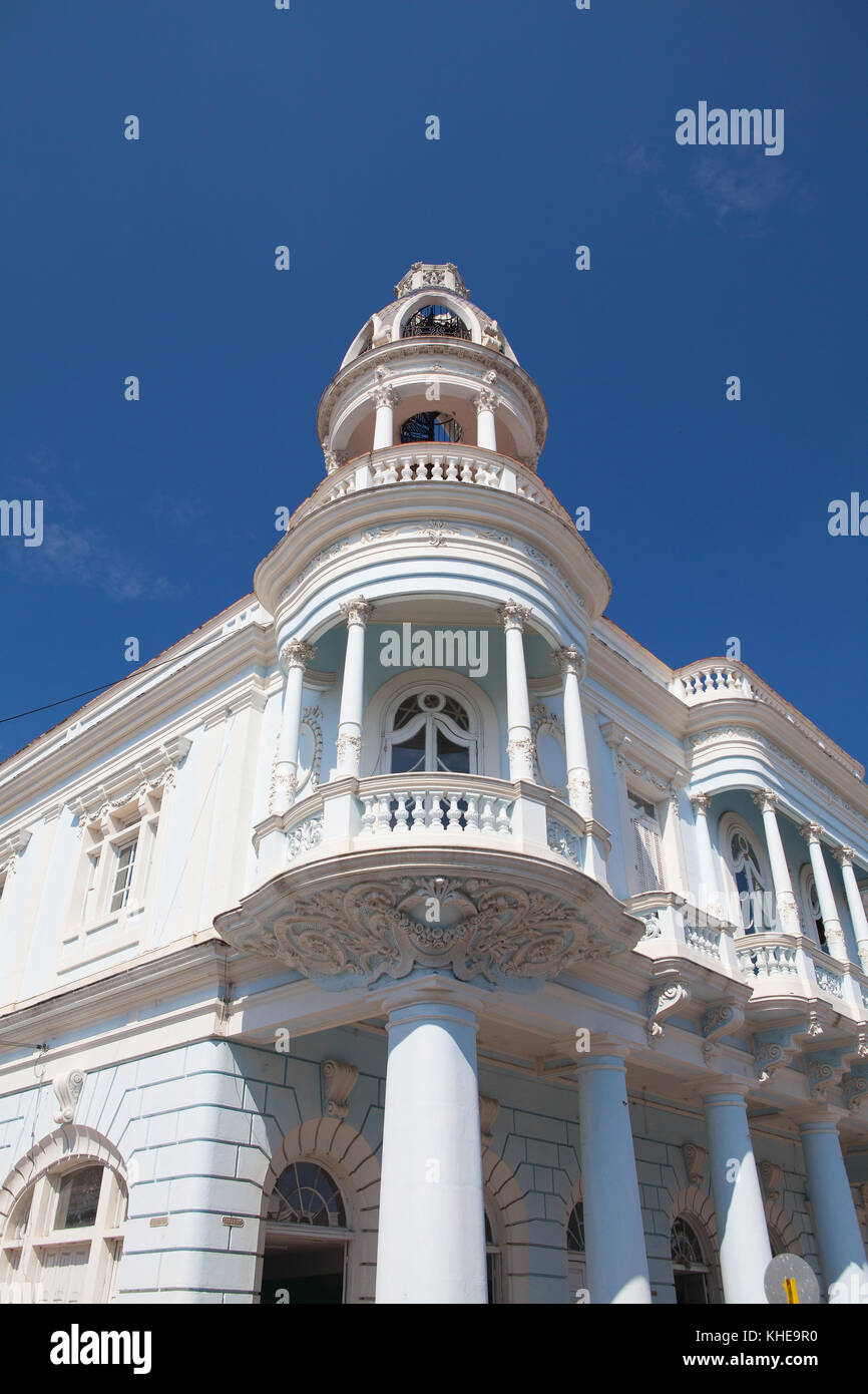 Cienfuegos, Kuba - Januar 28, 2017: Die Ferrer Palast in der Jose Marti Park von Cienfuegos in Kuba. Die Arbeiten wurden zwischen 1917 und 1918 erbaut. Stockfoto
