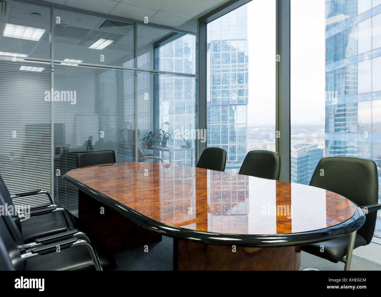 Moderne Tagungsraum im Büro Stockfoto