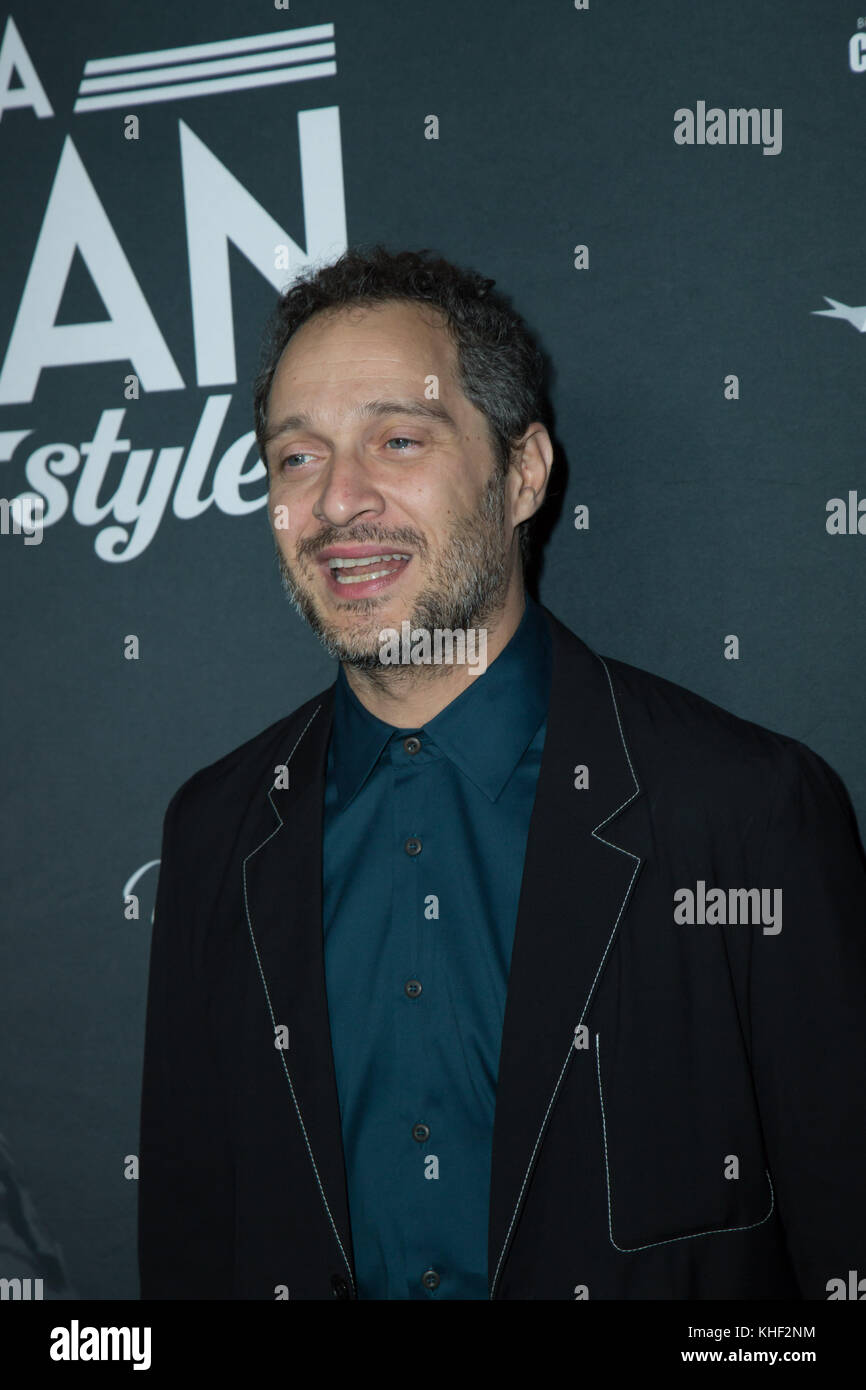 Hollywood, USA. 16 Nov, 2017. Claudio Santamaria besucht das Kino im italienischen Stil '17 Opening Night Gala roter Teppich von einem CIAMBRA screening gefolgt, Italienisch Eintrag für die Oscars an Egyptian Theatre am 16. November 2017 in Hollywood, Kalifornien. Credit: Foto Access/Alamy leben Nachrichten Stockfoto