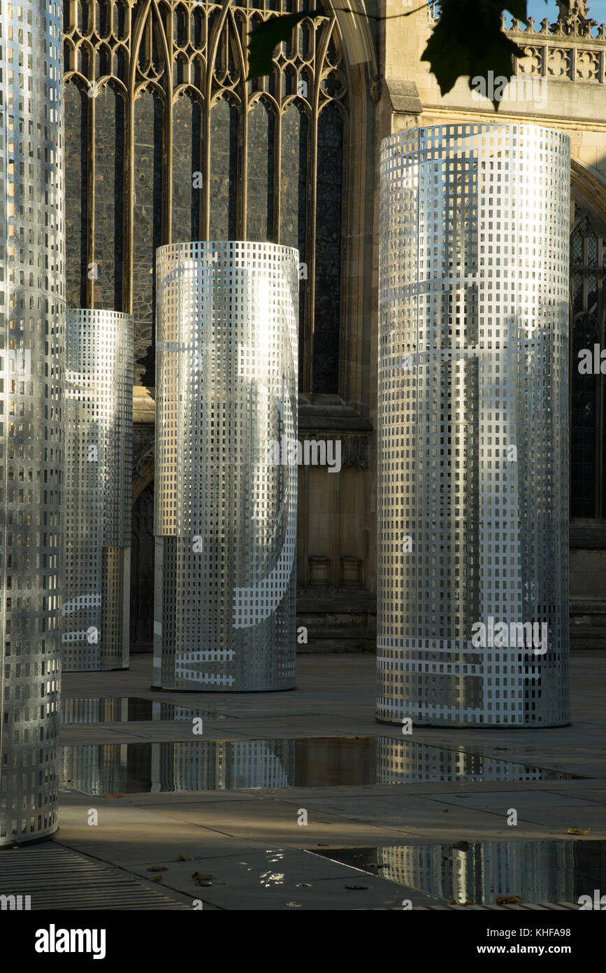 Detail der urbanen Raum durch Pezo von Ellrichshausen und Felice Varini, Trinity Square, Außenminister Hull, Hull, England Stockfoto