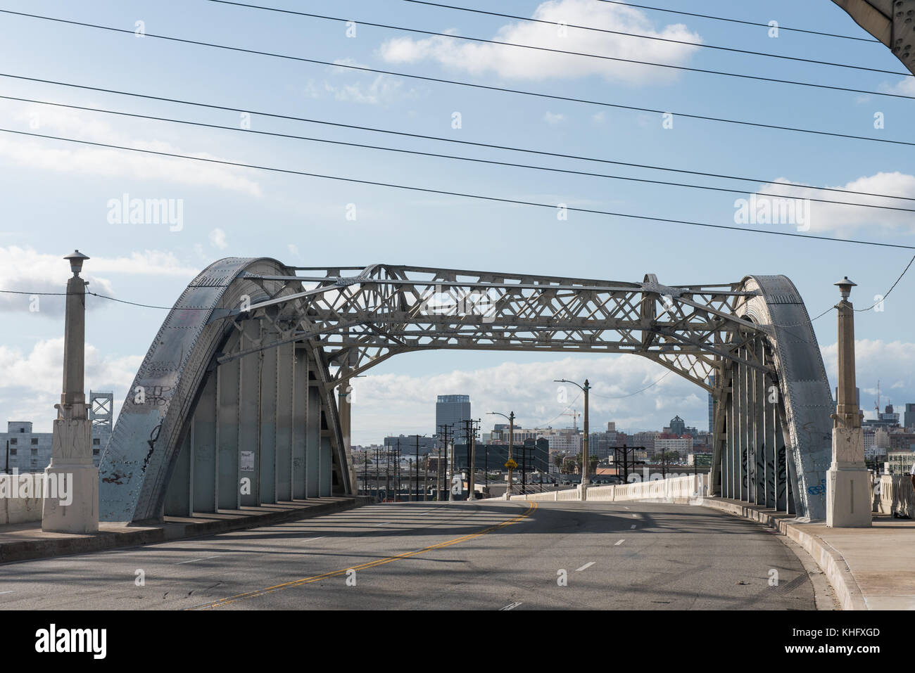 6Th Street Bridge in Los Angeles. Jetzt abgerissen das Sechste Straße Viadukt, auch bekannt als die Sixth Street Bridge in Los Angeles, ein Viadukt Brücke wurde Stockfoto