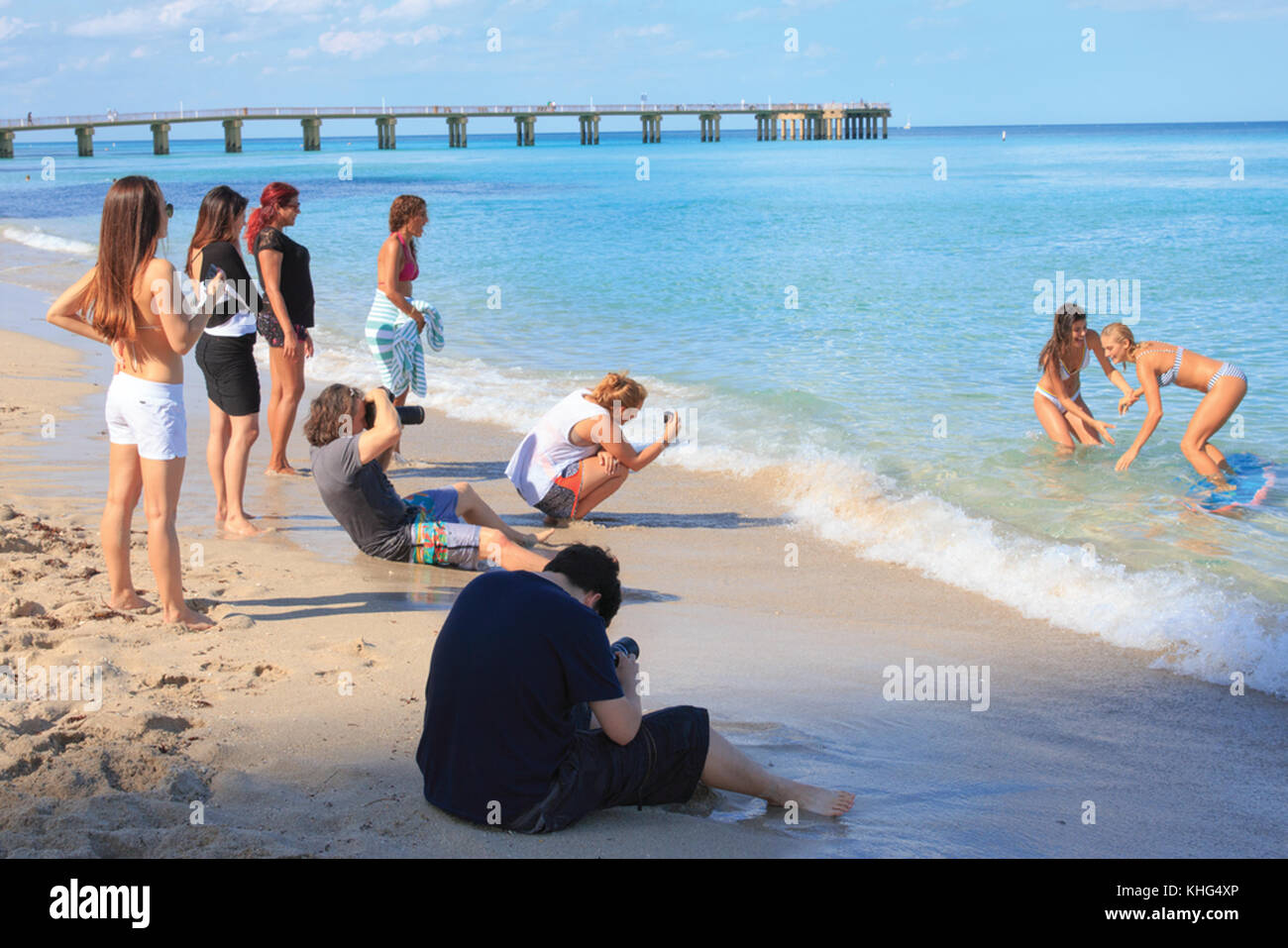 MIAMI BEACH, FL - JUNI 17: (EXKLUSIVE BERICHTERSTATTUNG) Miami Model, das immer wieder NEIN sagt zu "Keeping up with the Kardashians" Bad Boy Scott mag Selena Weber nicht bei Cabana del sol Fotoshooting am 17. Juni 2017 in Miami Beach, Florida. Personen: Selena Weber Transmission Ref: FLXX Stockfoto