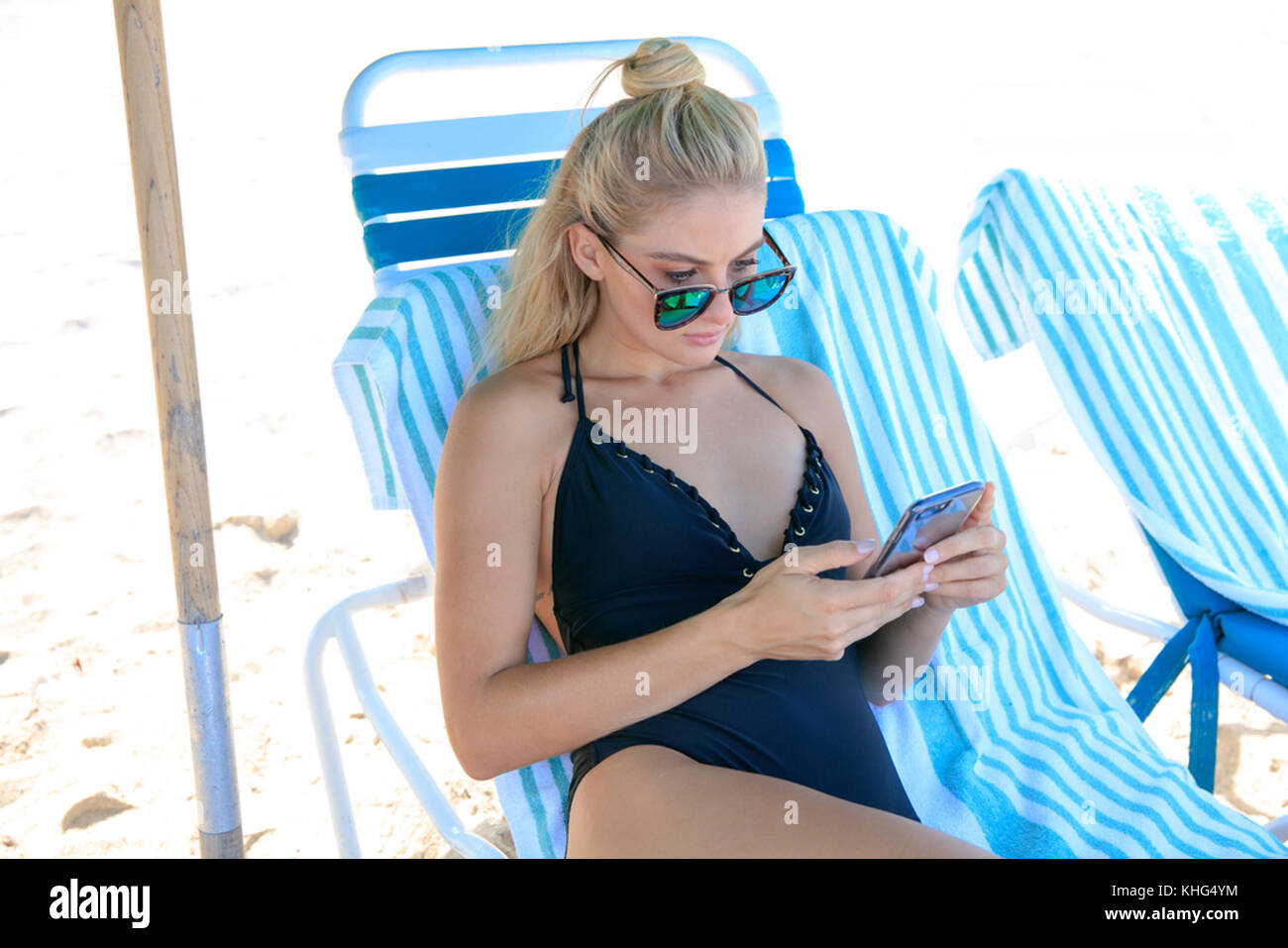 MIAMI BEACH, FL - JUNI 17: (EXKLUSIVE BERICHTERSTATTUNG) Miami Model, das immer wieder NEIN sagt zu "Keeping up with the Kardashians" Bad Boy Scott mag Selena Weber nicht bei Cabana del sol Fotoshooting am 17. Juni 2017 in Miami Beach, Florida. Personen: Selena Weber Transmission Ref: FLXX Stockfoto