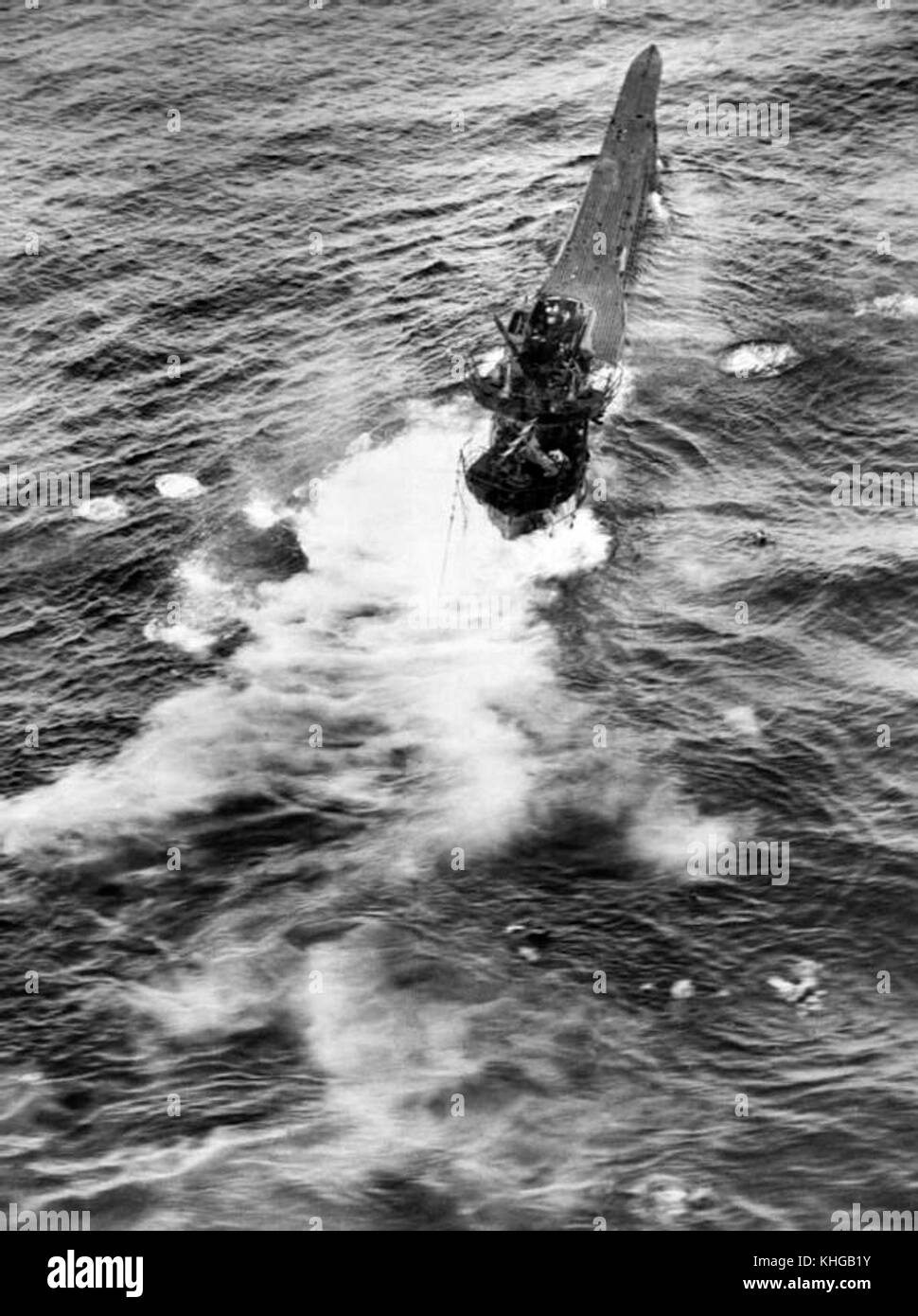 U-426, ein deutsches U-Boot aus dem Zweiten Weltkrieg, sank während der Marineeinsätze, was einen wichtigen Moment im Seekrieg markiert. Der Untergang von U-426 ist Teil der umfassenderen Geschichte der U-Boot-Kriegsführung während des Konflikts. Stockfoto