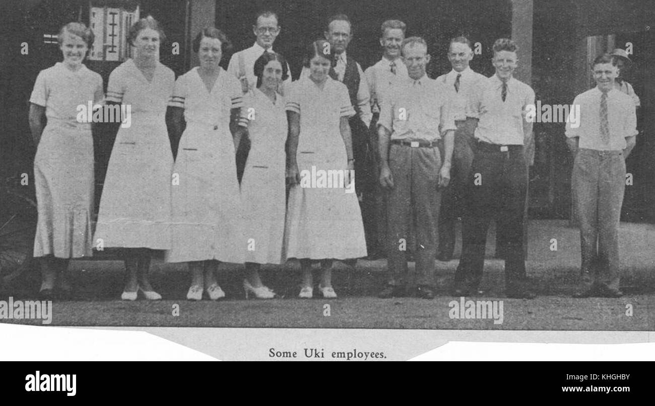 2 296775 Gruppenfoto der Mitarbeiter von loders General Store, Uki, 1935 Stockfoto