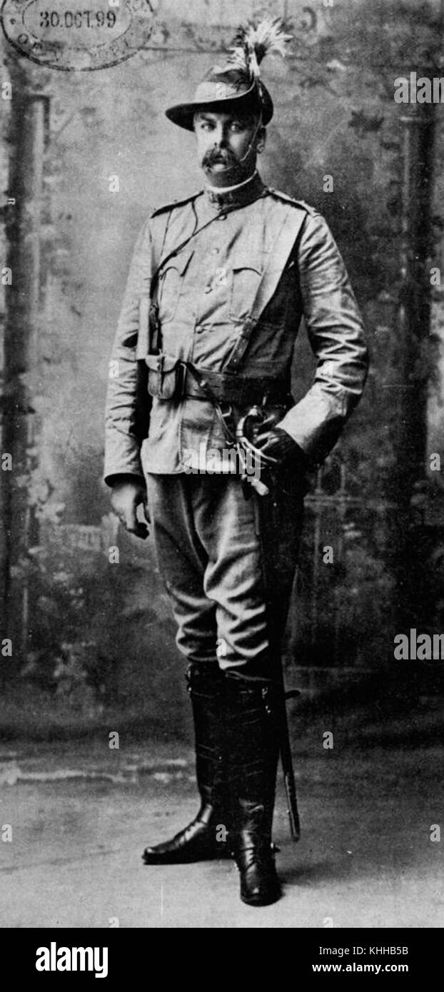 Porträtfoto von Oberstleutnant P. R. Ricardo, einem britischen Offizier, identifiziert durch Uniform und Titel, wahrscheinlich Anfang des 20. Jahrhunderts. Stockfoto