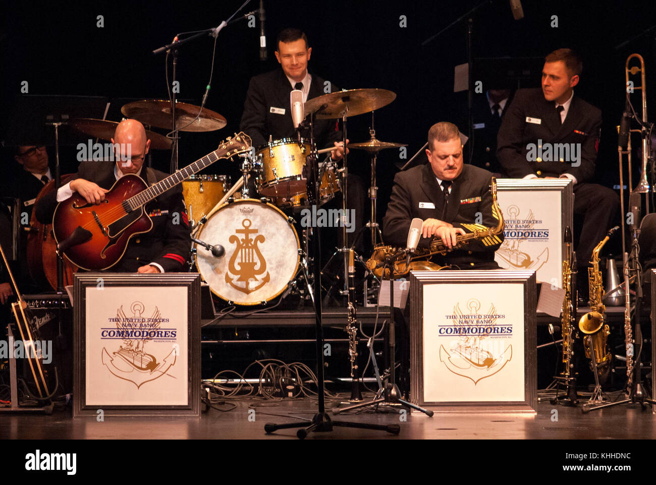 141028-N-DD 694-005 (15063896503) Stockfoto