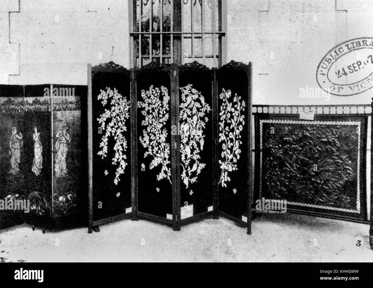 2 169691 im orientalischen Stil Bildschirme für die australische Ausstellung der Arbeit von Frauen, September 1907 Stockfoto