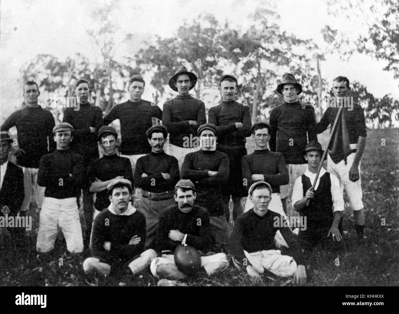 1 74215 Wanderer Rugby League Football Club aus Pialba, 1910 Stockfoto