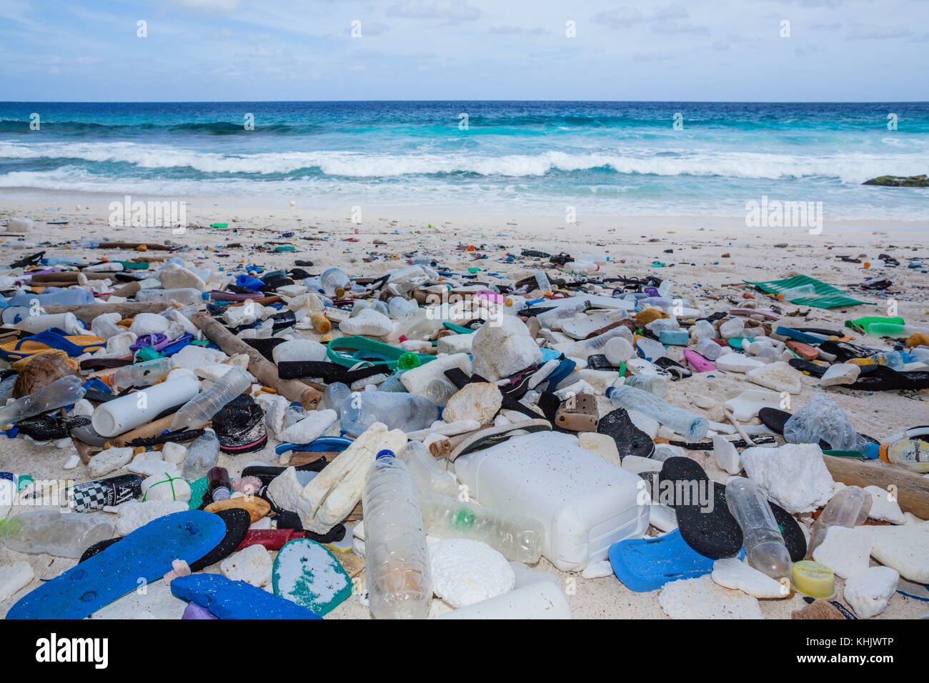 Kunststoffabfälle gewaschen an Greta Strand, Christmas Island, Australien Stockfoto