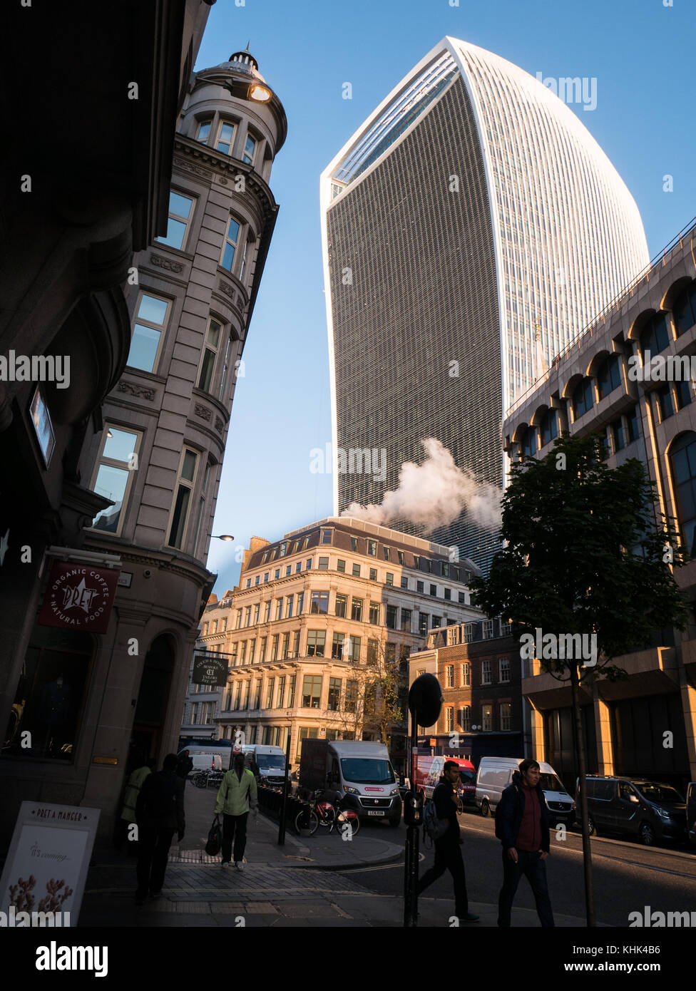 20, Fenchurch Street (die Walkie-Talkie-Funktion), im Finanzviertel der Stadt London, England. Stockfoto