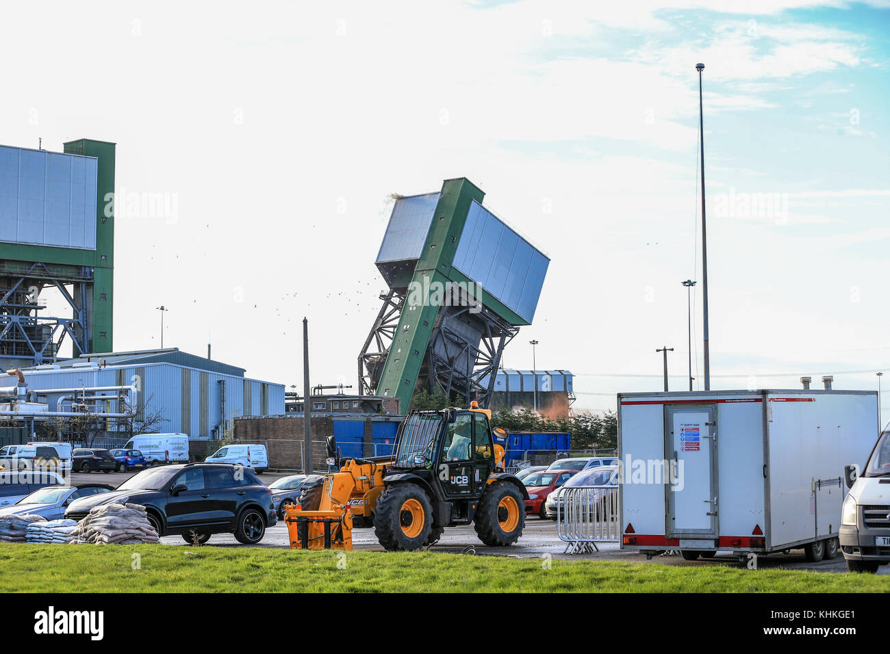 Kellingley Colliery Keine 2 Wicklung Haus Abriss; die Zahl zwei Tower am Kellingley Colliery, North Yorkshire, wurde unten mit Sprengstoff in Br gebracht Stockfoto