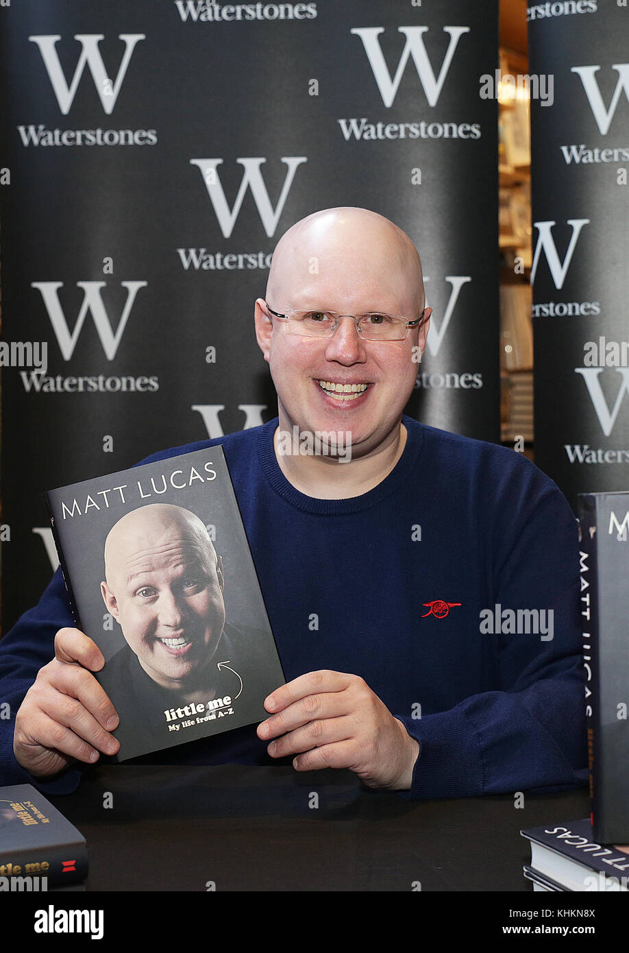 Matt Lucas trifft Fans und signiert Kopien seines neuen Buches Little Me My Life from A-Z bei Liverpool Waterstones mit: Matt Lucas Where: Liverpool, United Kingdom When: 17 Oct 2017 Credit: Sakura/WENN.com Stockfoto
