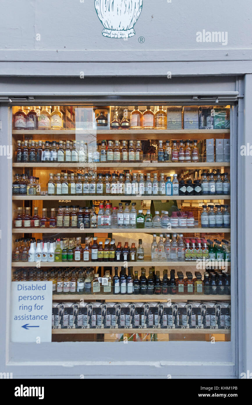 Liquor Store, Edinburgh, Schottland, Großbritannien Stockfoto