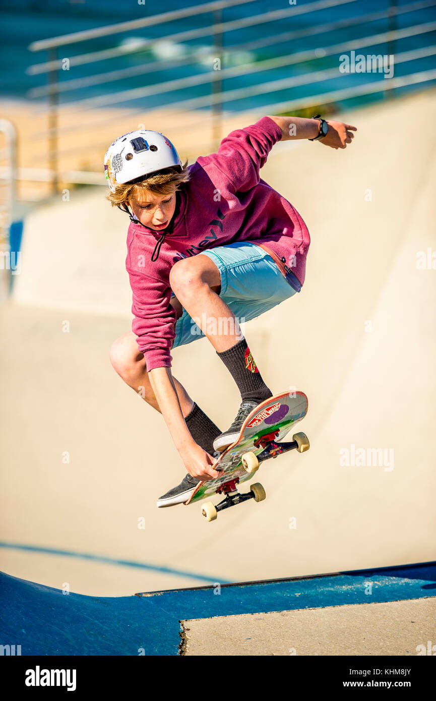 Skateboarder am Bondi Beach Skate Park Stockfoto