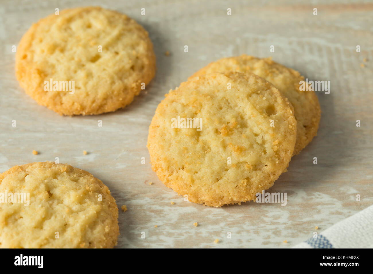 Süße hausgemachte Vanille wafer Cookies auf einer Platte Stockfoto