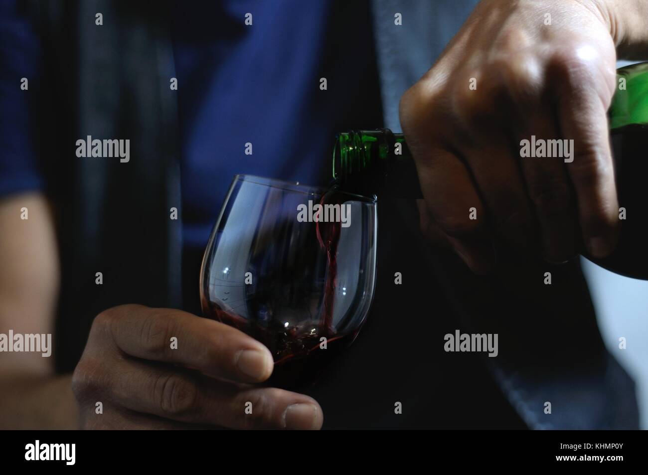 Wein und menschlichen Stockfoto