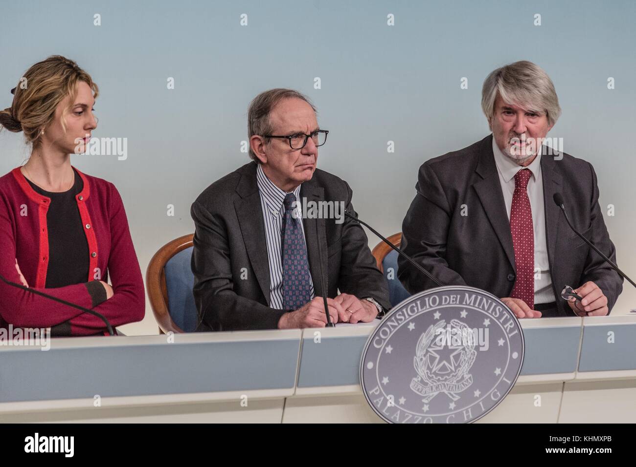 Pressekonferenz im Palazzo Chigi zwischen der Regierung und den Sozialpartnern 2017 Stockfoto