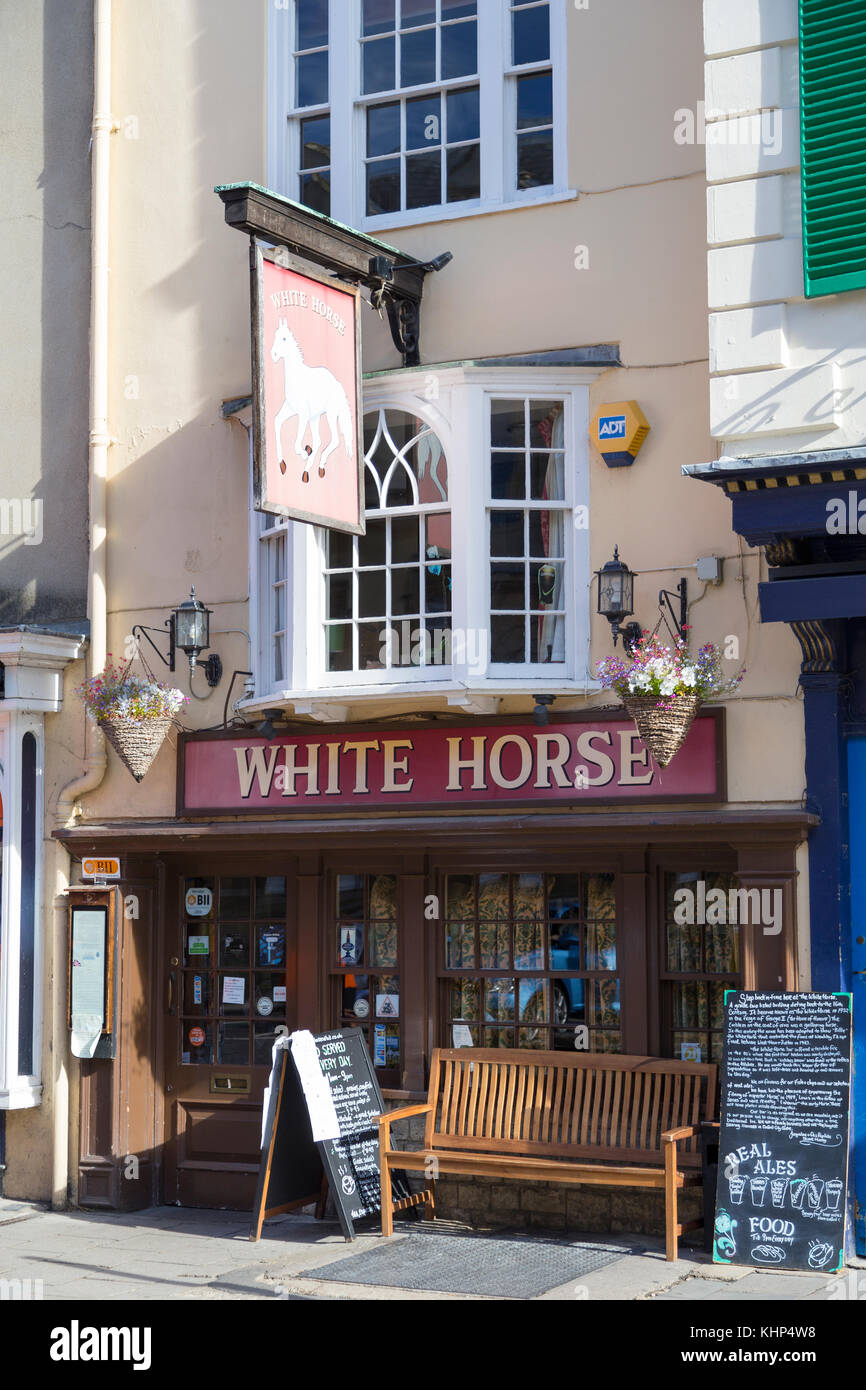 UK, Oxford, der Pub "White Horse", berühmt geworden durch die Fernsehserie "Inspektor Morse" und "Lewis" in und um Oxford festgelegt. Stockfoto