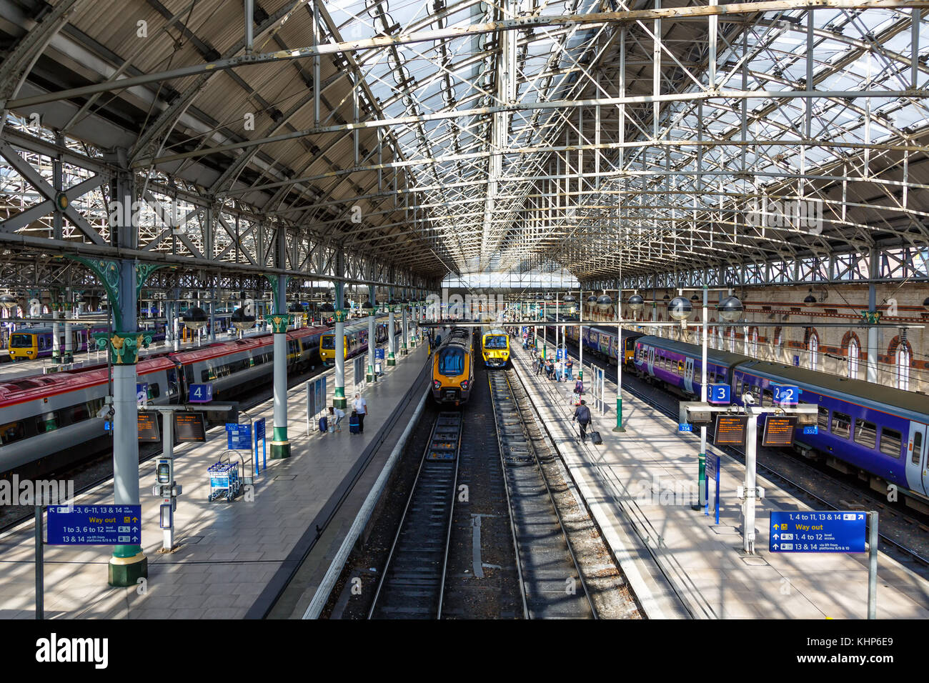 Manchester, Großbritannien - 15 August 2017: Manchester Piccadilly Station in Großbritannien Stockfoto