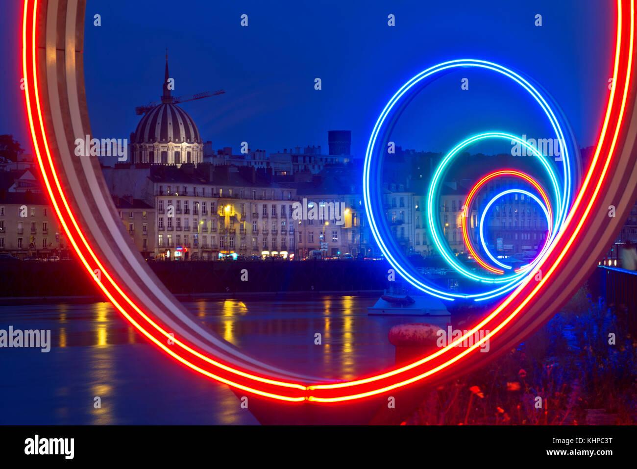 Les Anneaux de Buren, Daniel Buren und Patrick Bouchain, Quai des Antilles, Ile de Nantes, Nantes, Loire Atlantique, Frankreich. Stockfoto