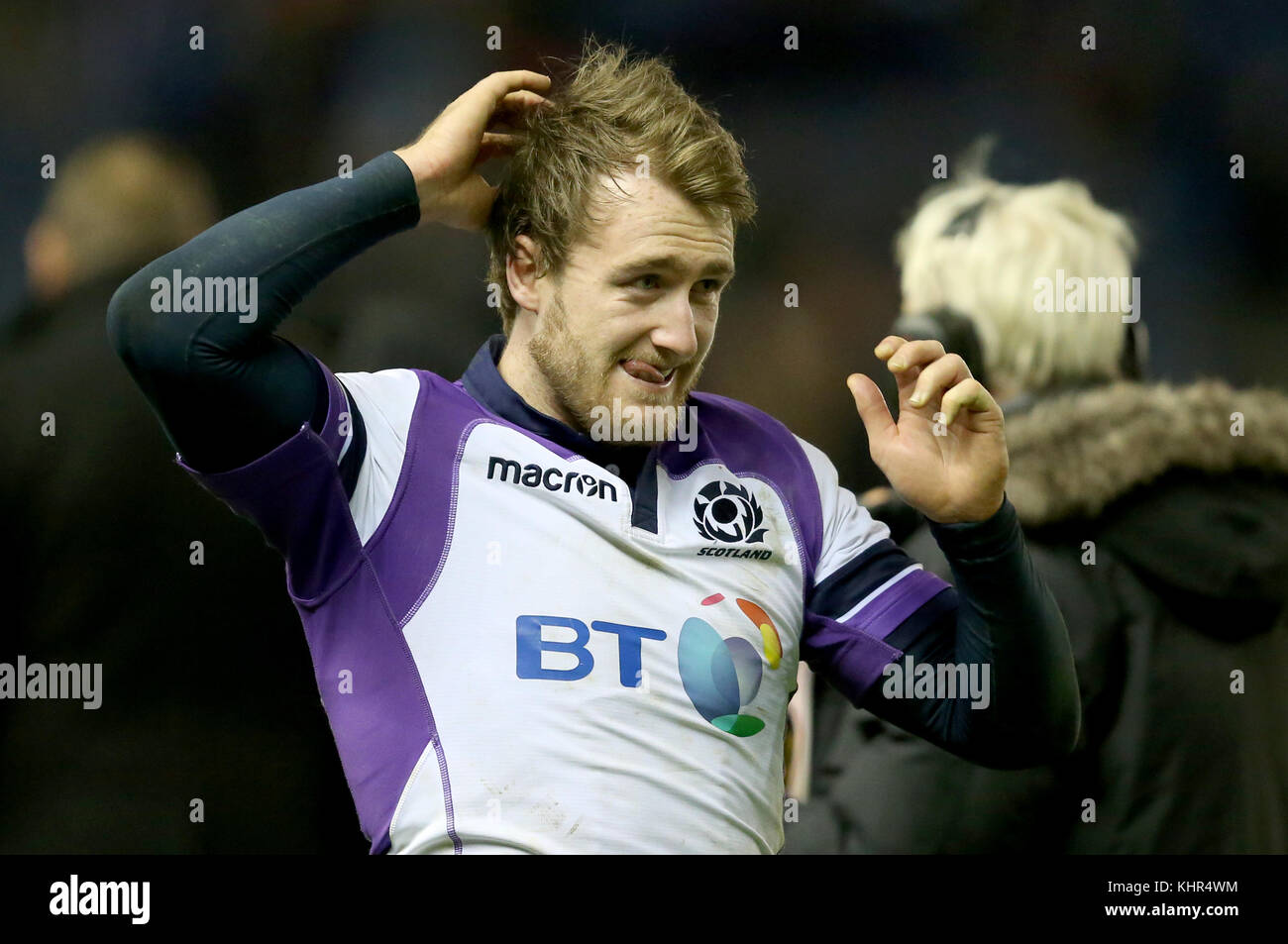 Der schottische Stuart Hogg war nach dem Verlust ihres Spiels gegen die All Blacks im Autumn International bei BT Murrayfield, Edinburgh, niedergeschlagen. DRÜCKEN SIE VERBANDSFOTO. Bilddatum: Samstag, 18. November 2017. Siehe PA Story RUGBYU Scotland. Bildnachweis sollte lauten: Jane Barlow/PA Wire. . Stockfoto