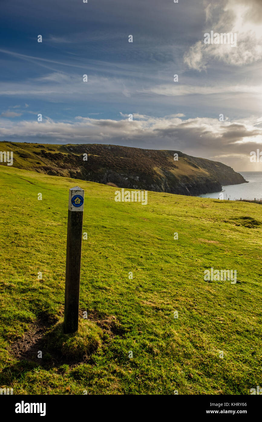 Der Welsh Coastal Path in der Nähe von Porth Ceiriad, in der Nähe von Abersoch, Gwynedd, Wales Stockfoto