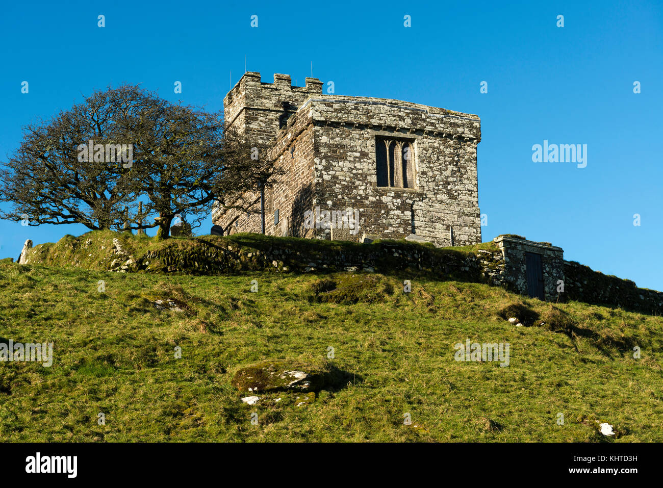 St Michaels Kirche Brentor, Devon Stockfoto