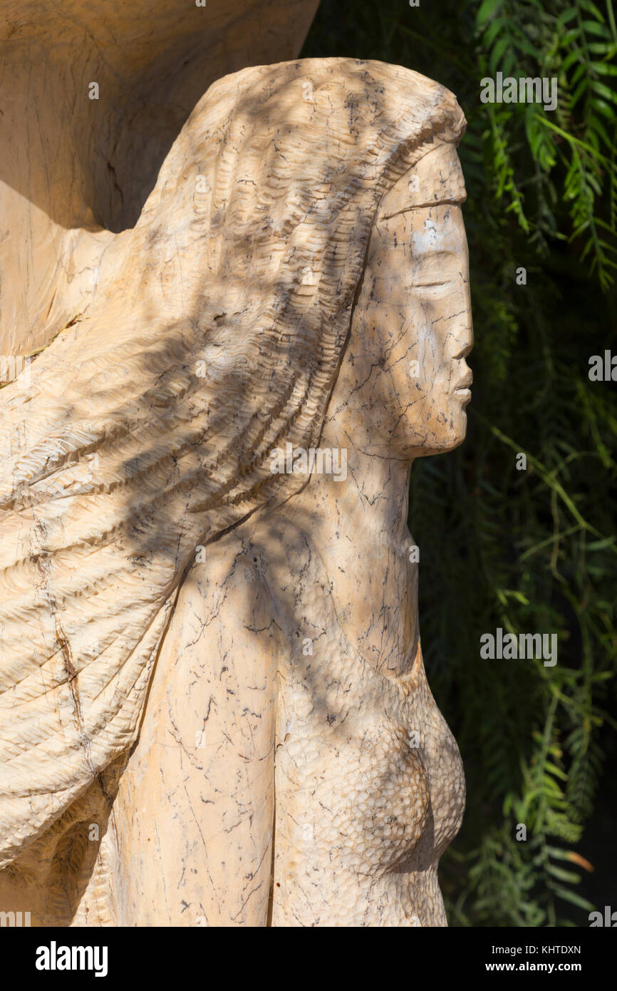 Macael Marmor Skulpturen in El Majuelo Park, Almunecar, Spanien Stockfoto