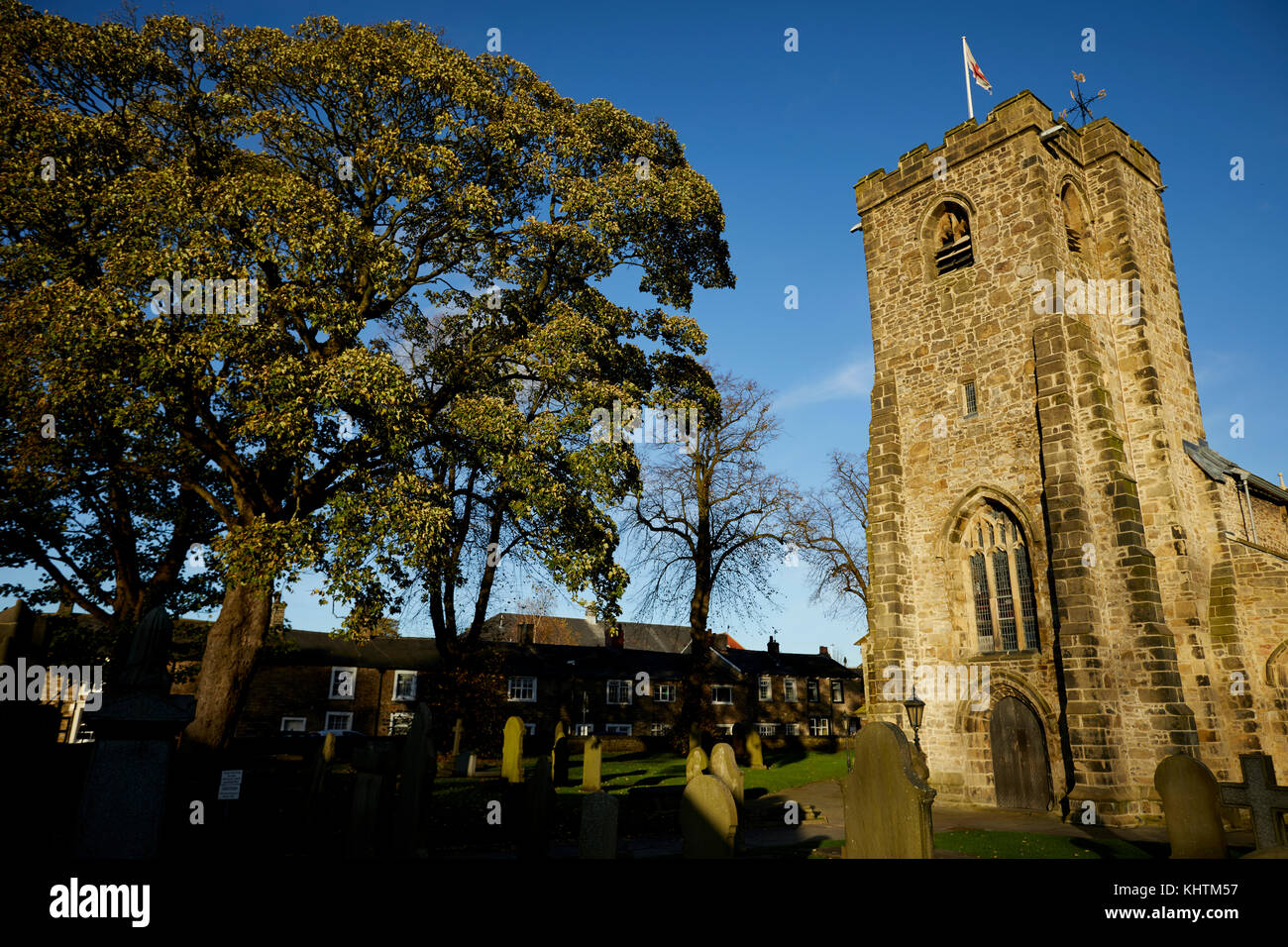 Herbst in Ribble Valley St. Maria und alle Heiligen eine anglikanische Kirche im Dorf Whalley in Lancashire, Stockfoto