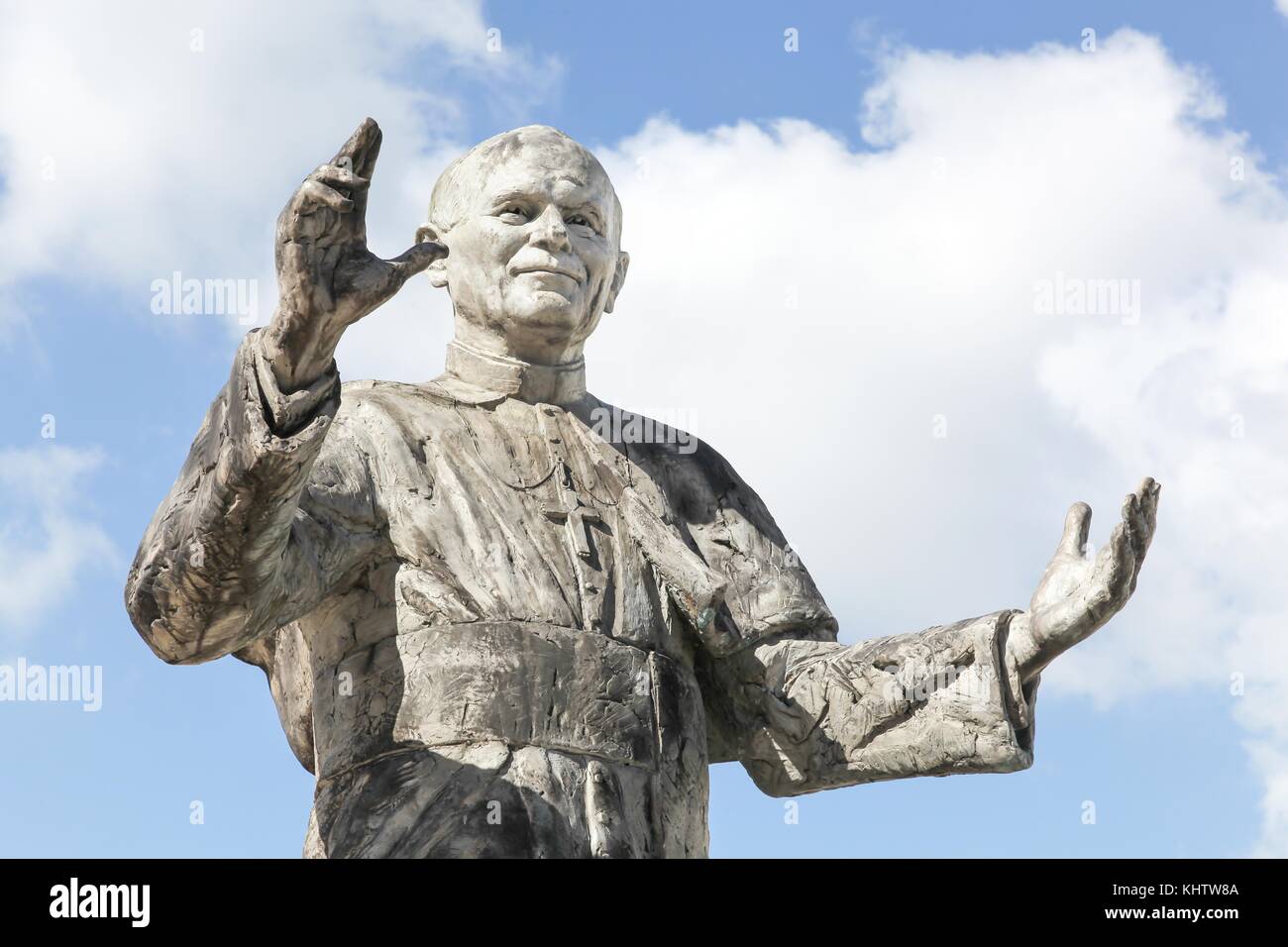 Lyon, Frankreich - 20 September 2017: Bronze Statue des Papstes Jean Paul II in fourviere, Lyon und von der Künstlerin Elisabeth cibot gemacht Stockfoto