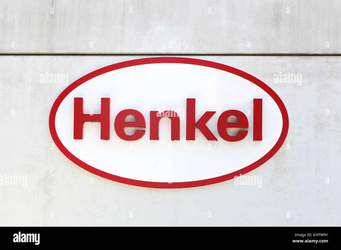 Ballerup, Dänemark - 10 September 2017: Henkel Logo auf einer Wand. Henkel ist ein deutscher Chemie- und Konsumgüterhersteller Stockfoto