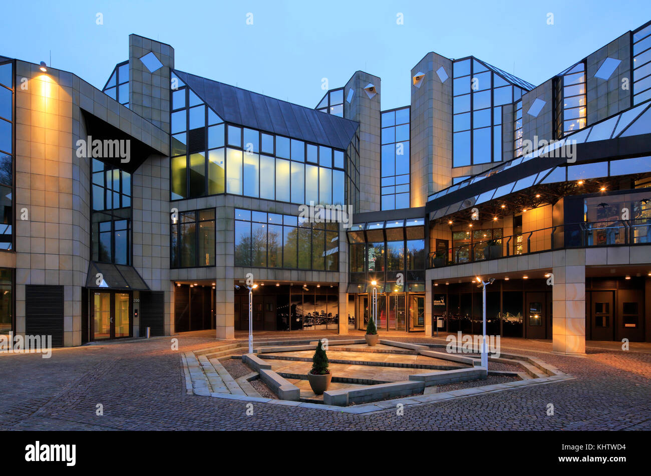 D-Dortmund, Ruhrgebiet, Westfalen, Nordrhein - Westfalen, NRW, d - Dortmund - syburg, ardeygebirge, Casino Hohensyburg, Casino, Spielbank, Spiele Haus, Nacht Foto, Blaue Stunde, Beleuchtung Stockfoto D-Dortmund, Ruhrgebiet, Westfalen, Nordrhein - Westfalen, NRW, d - Dortmund - syburg, ardeygebirge, Casino Hohensyburg, Casino, Spielbank, Spiele Haus, Nacht Foto, Blaue Stunde, Beleuchtung Stockfoto