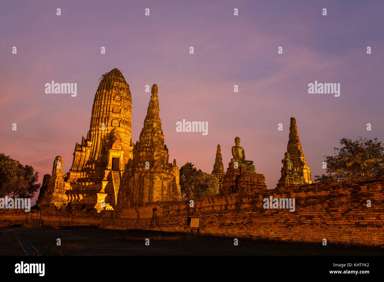 Wat Chaiwatthanaram Tempel in Ayutthaya historischen Park, Thailand Stockfoto