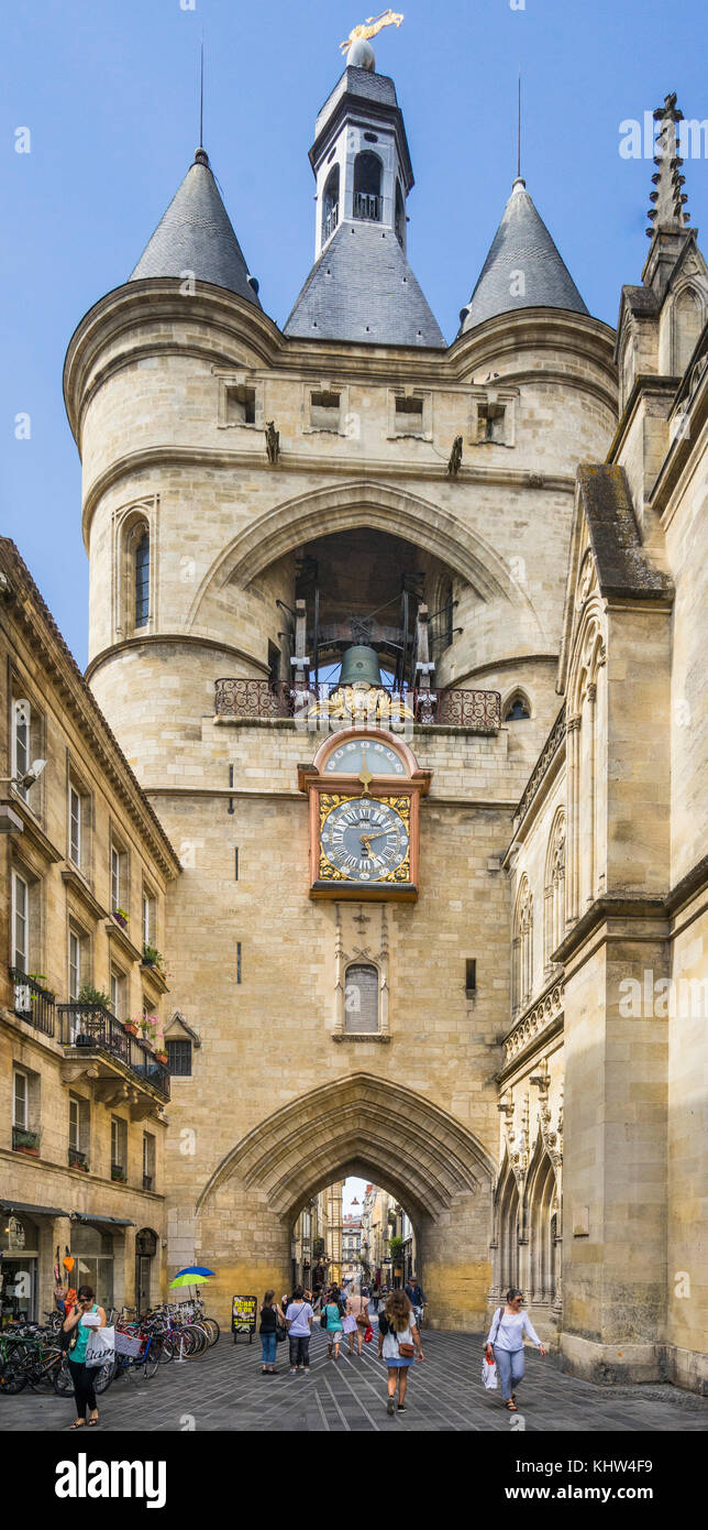 Frankreich, Gironde, Bordeaux, 15. Jahrhundert Porte de la Grosse Cloche (Tor der großen Glocke) Stockfoto