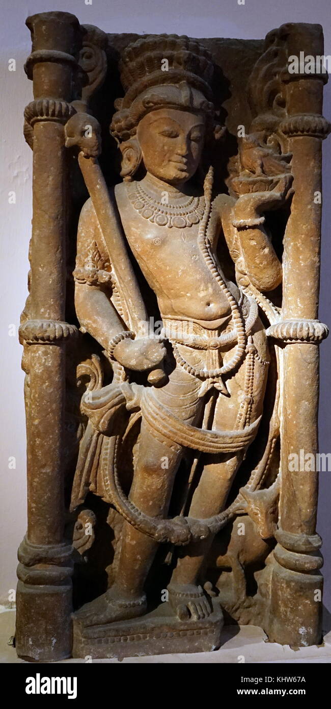 Stein Skulptur, Yama, die im Hinduismus als der Herr des Todes bekannt. Vom 10. Jahrhundert Stockfoto