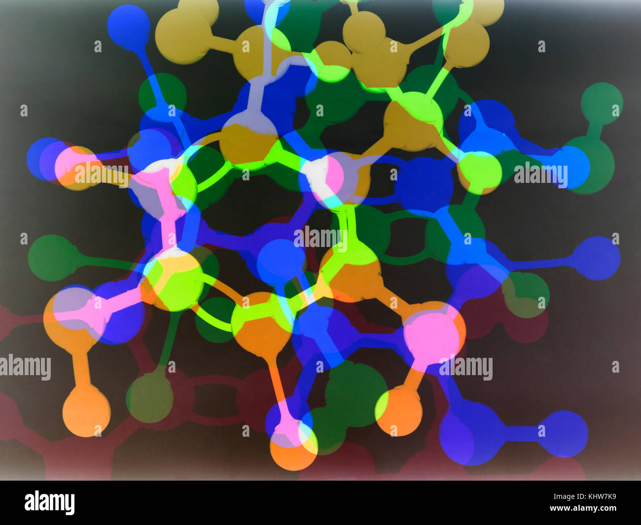 Multi-exposure fotogramm der molekularen Struktur einer Formel, die die reine Forschung Stockfoto