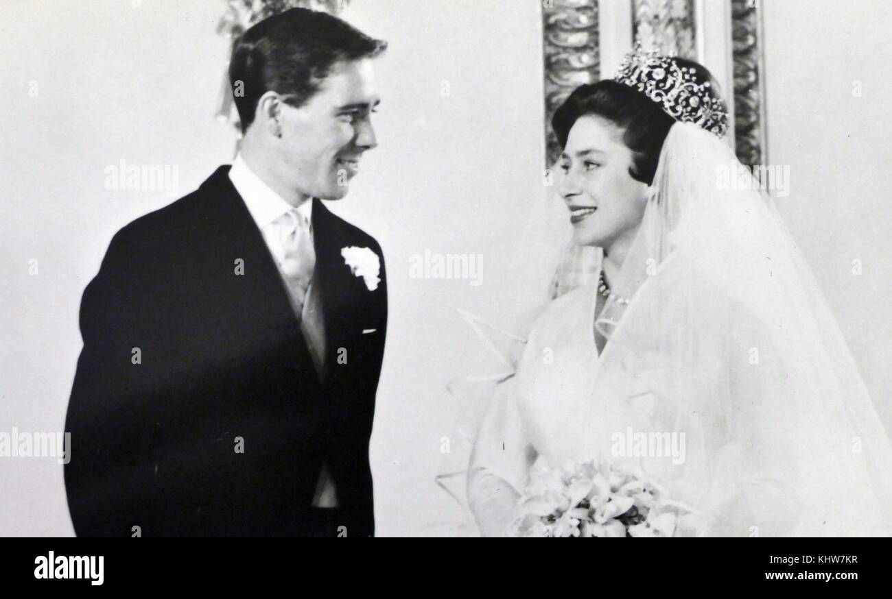 Foto während der Hochzeit von Prinzessin Margaret, Countess von Snowdon (1930-2002) und Antony Armstrong-Jones, 1 Snowdon (1930-2017). Vom 20. Jahrhundert Stockfoto